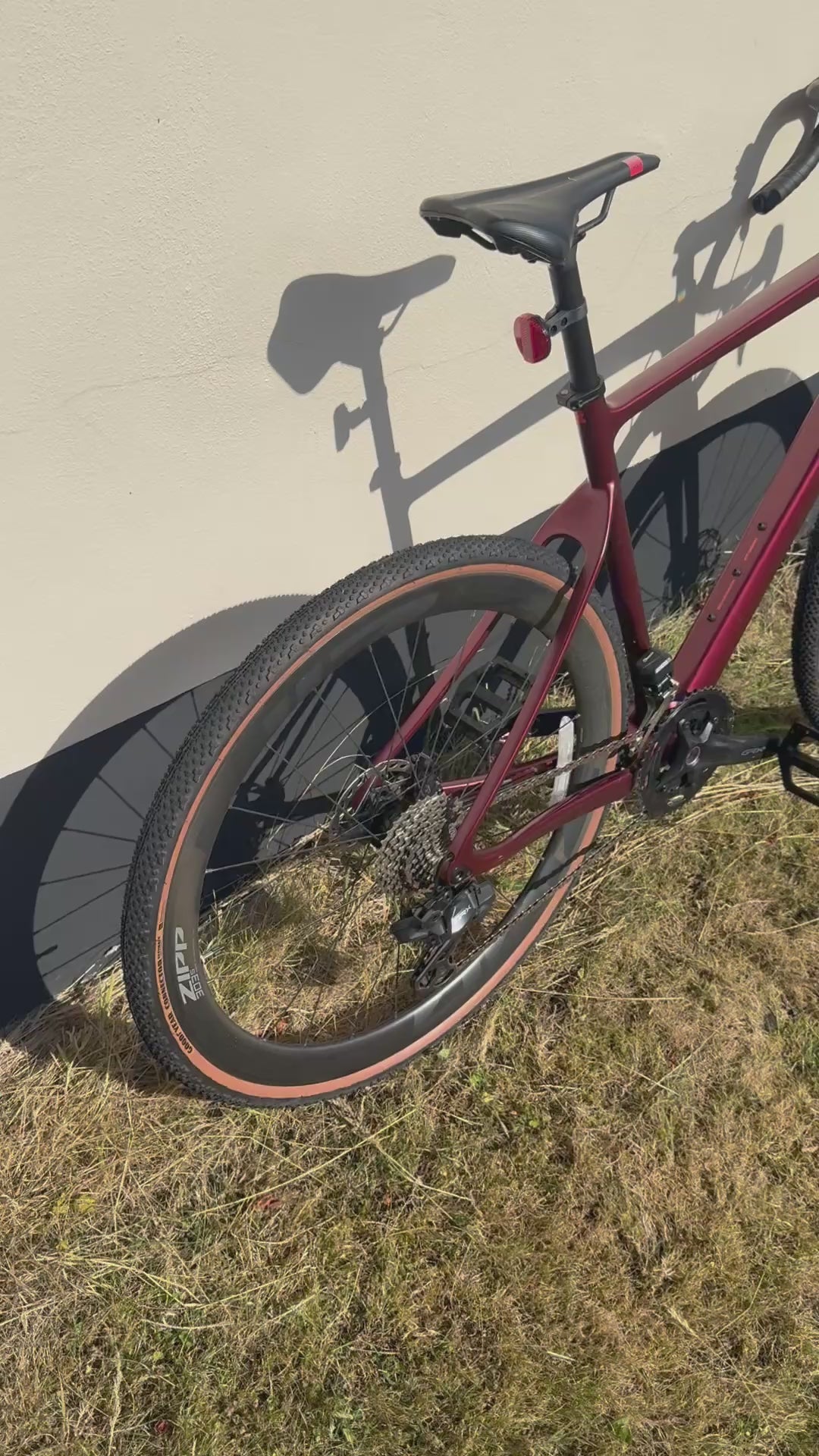 2025 Boardman ADV 9.6 Carbon Adventure Bike